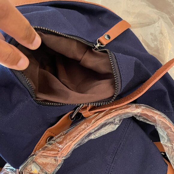 THE JOURNEYMAN BAG CO. Brand New Blue Canvas and Leather Travel Duffle - Picture 10 of 16